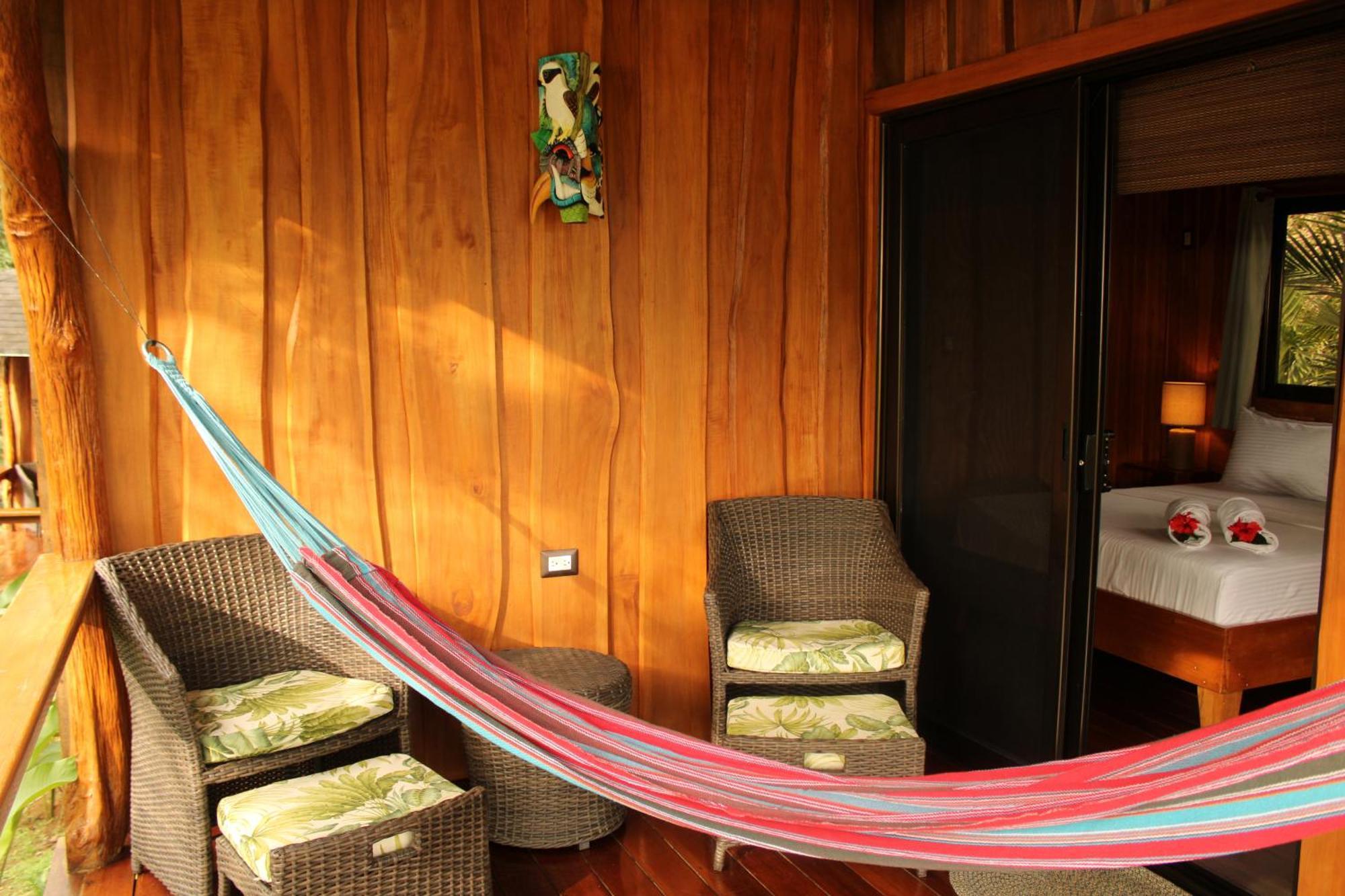 Natural Drake Bay Hotel Boutique Exterior photo