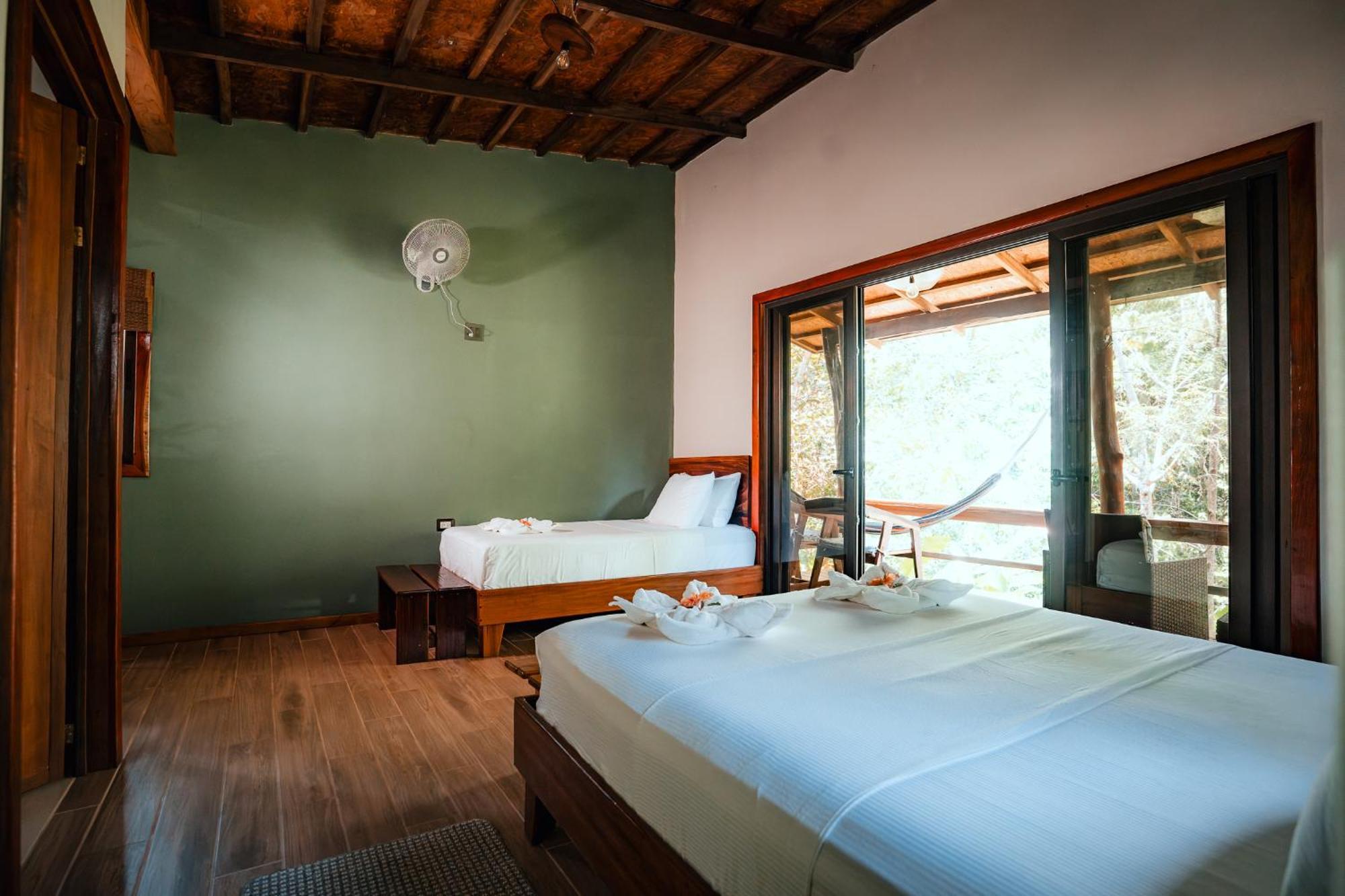 Natural Drake Bay Hotel Boutique Room photo
